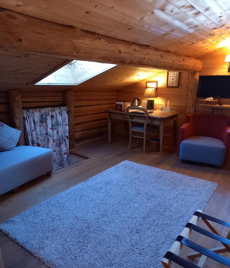 Hotel La Ferme Du Chozal, Chalet De Tradition Hauteluce Exteriör bild