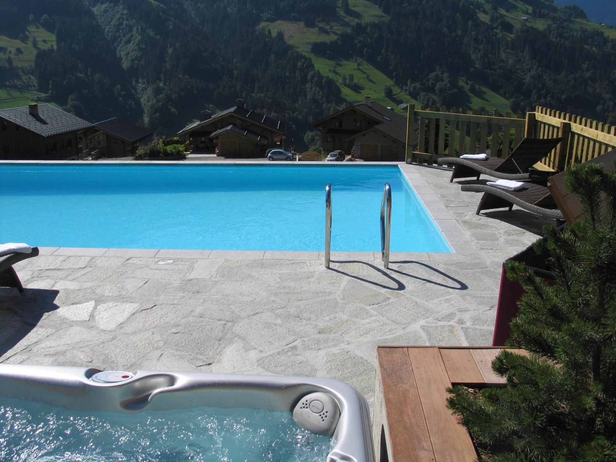 Hotel La Ferme Du Chozal, Chalet De Tradition Hauteluce Exteriör bild